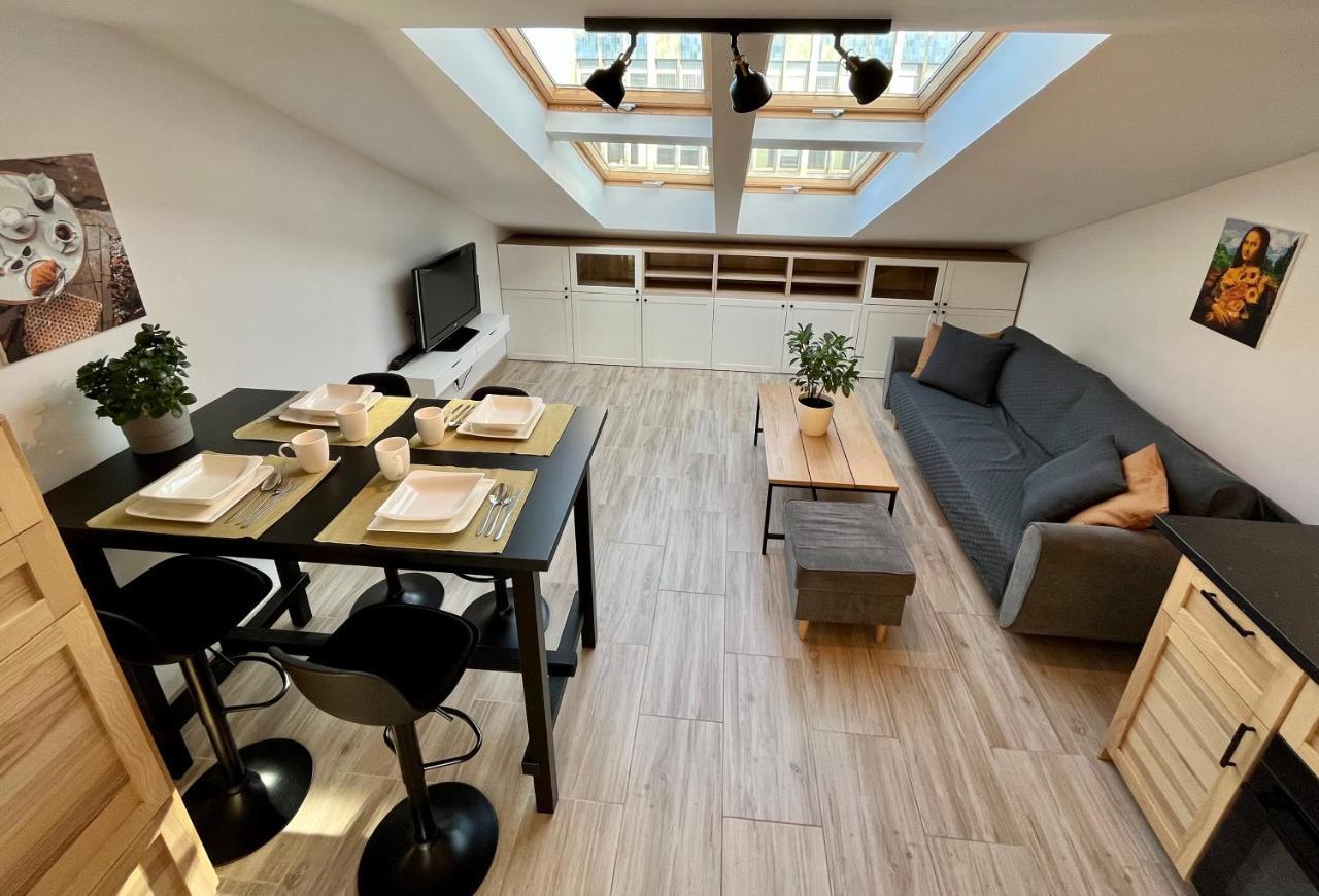 Feelhome Apartment With Kitchen 크라쿠프 외부 사진